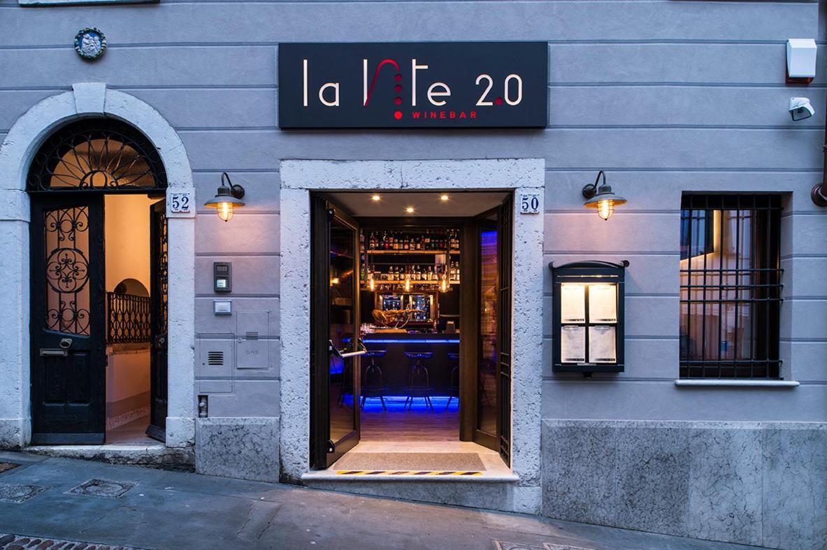 La Vite 2.0 Apartments เดเซนซาโนเดลการ์ดา ภายนอก รูปภาพ