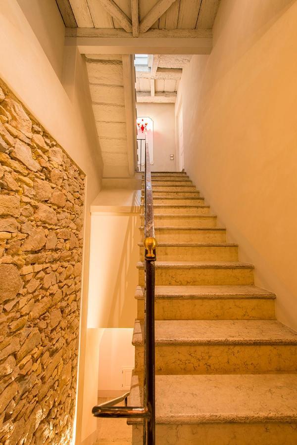 La Vite 2.0 Apartments เดเซนซาโนเดลการ์ดา ภายนอก รูปภาพ