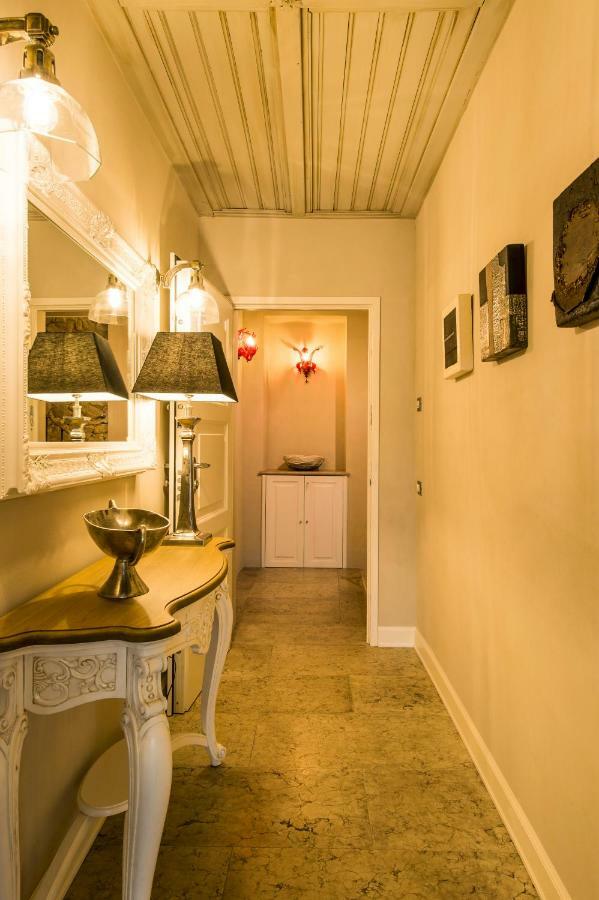 La Vite 2.0 Apartments เดเซนซาโนเดลการ์ดา ภายนอก รูปภาพ